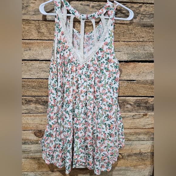 Beautiful Boho floral‎ dress size small - Picture 2 of 5